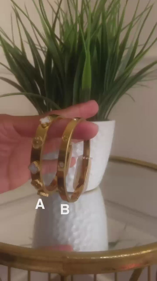 Gold Clover and Diamond Bracelet